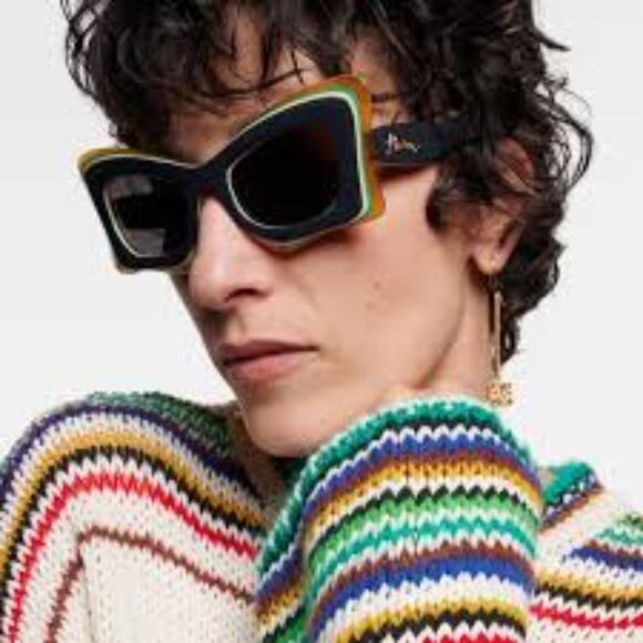 Loewe LW40140U 20A Sunglasses Black/Orange Cat Eye Frame, Grey Lenses - Picture 7 of 11